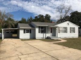 featured image of 16 Mandalay Dr
