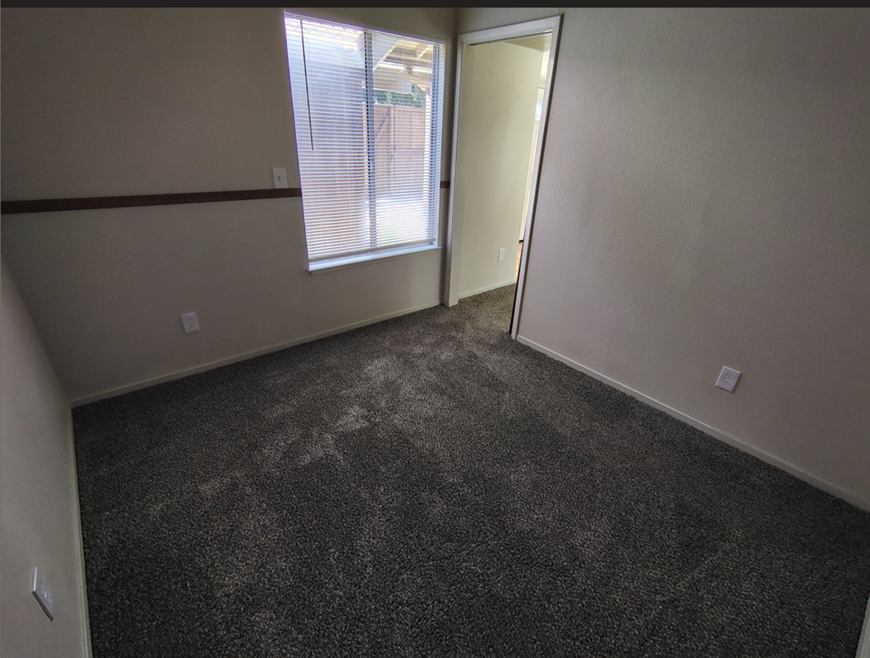 1005 Sylvan Meadows Dr - Photo 5 of 24