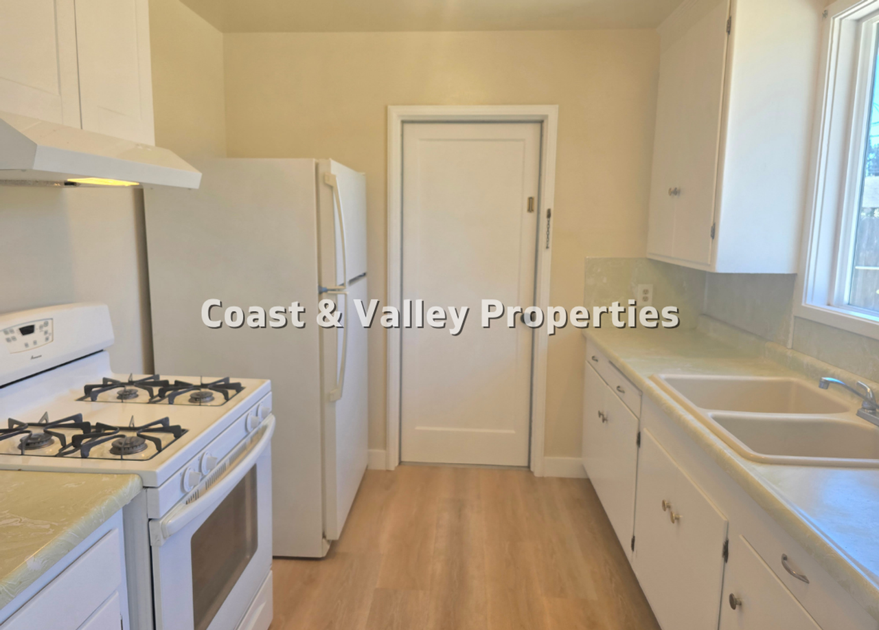 239 Terra Dr - Photo 5 of 7
