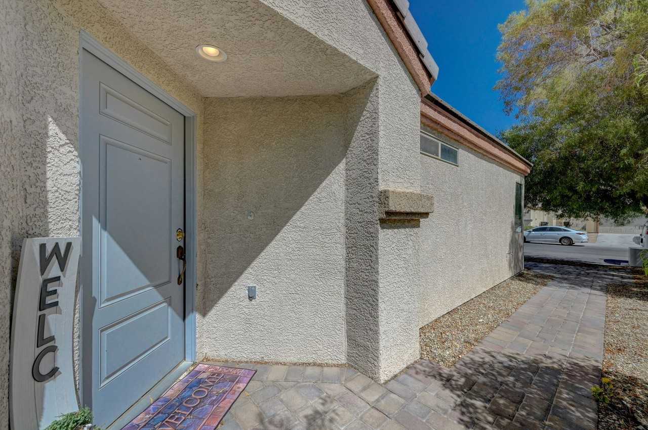 527 Braided River Ave - Photo 5 of 47