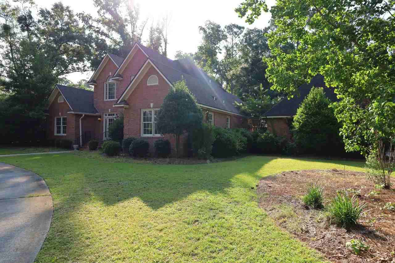 1054 Ridge Rd - Photo 2 of 39