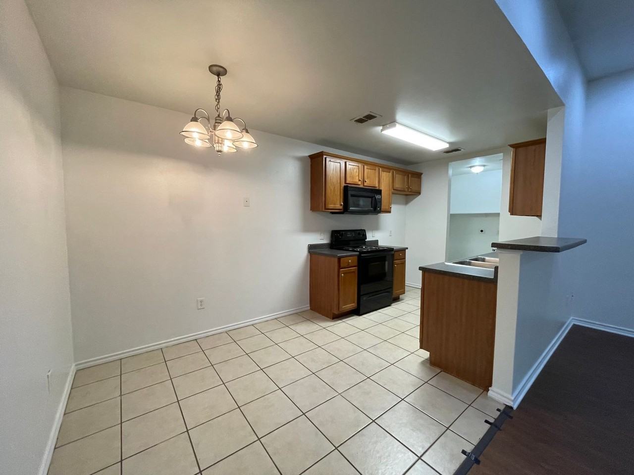 17172 Pintail Dr - Photo 3 of 12