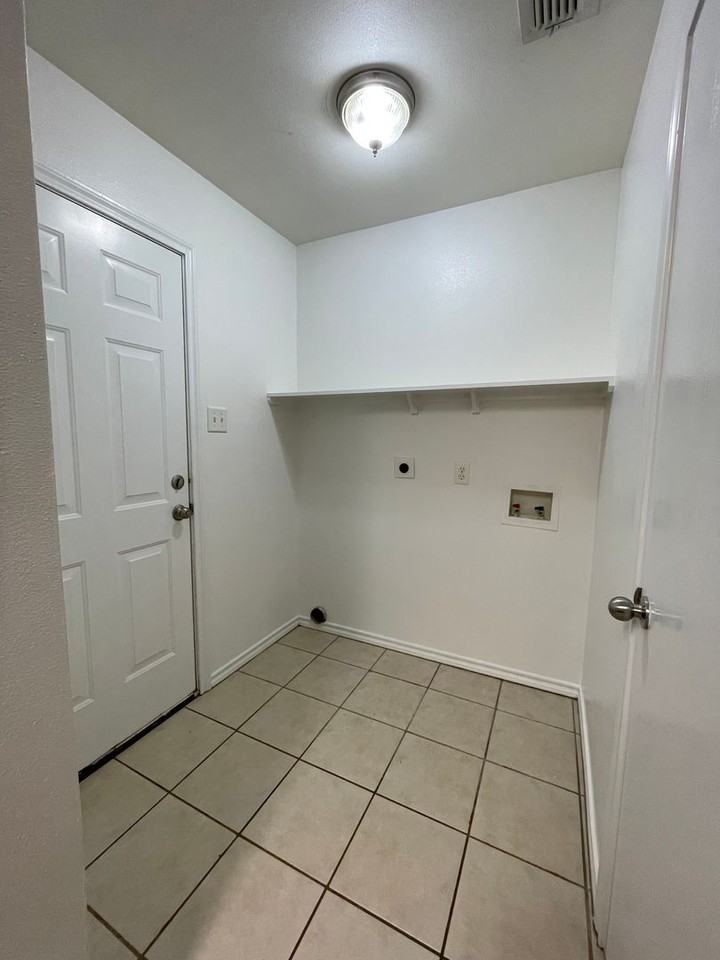 17172 Pintail Dr - Photo 5 of 12