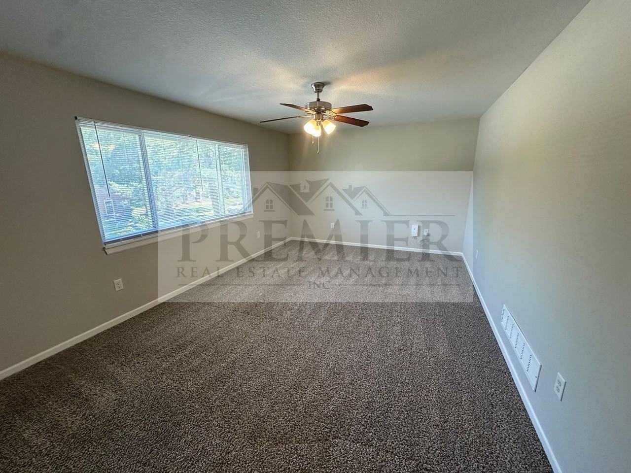 9314 Reeder Ave #4 - Photo 2 of 11