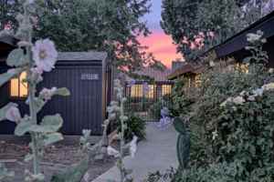 featured image of 1722 Sapling Ct #A