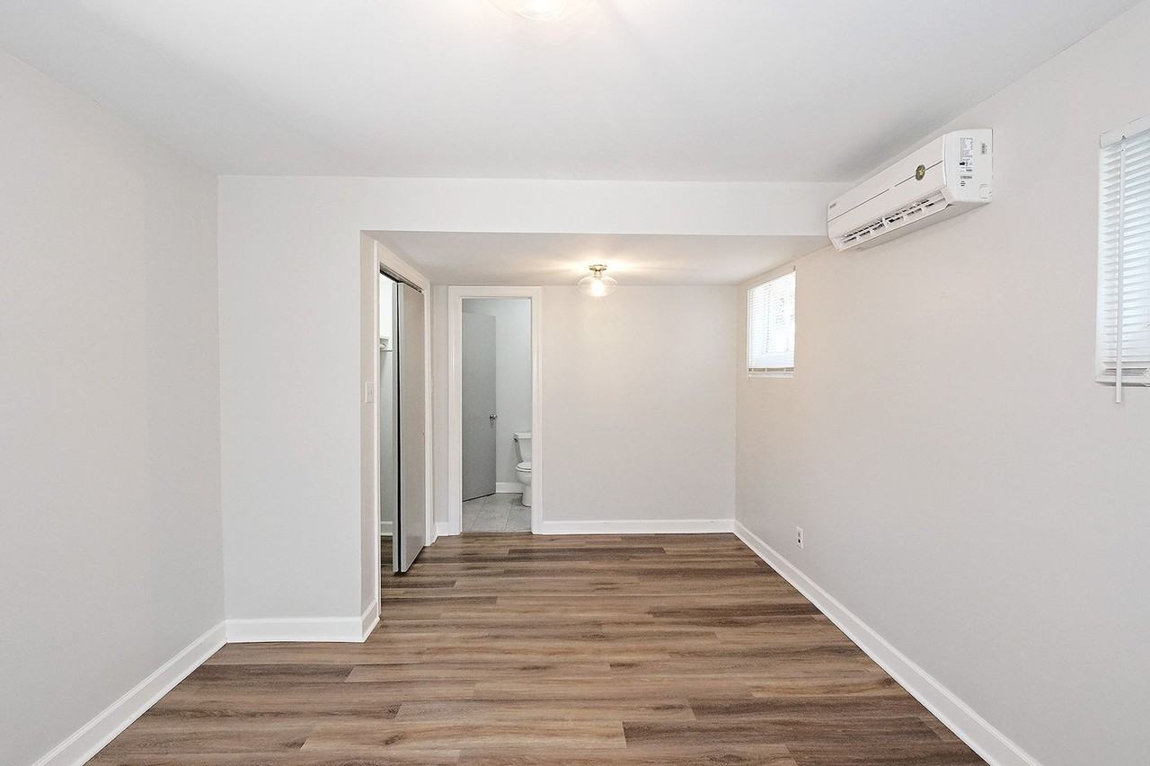 1640 Center Ave #B - Photo 5 of 10