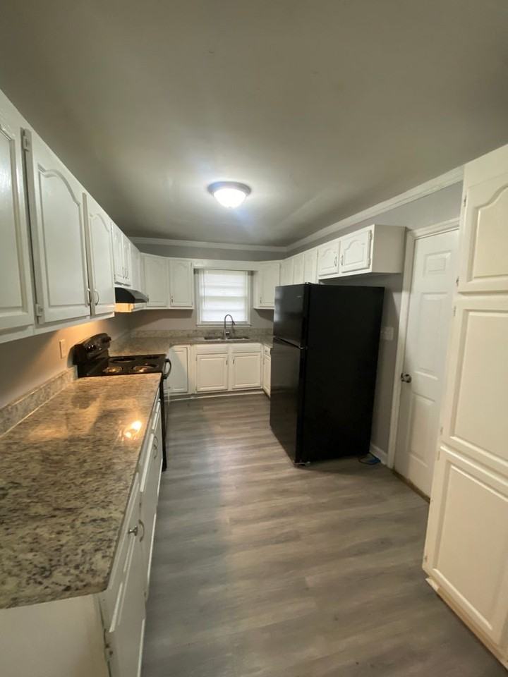 1376 5th Pl Nw - Photo 5 of 15