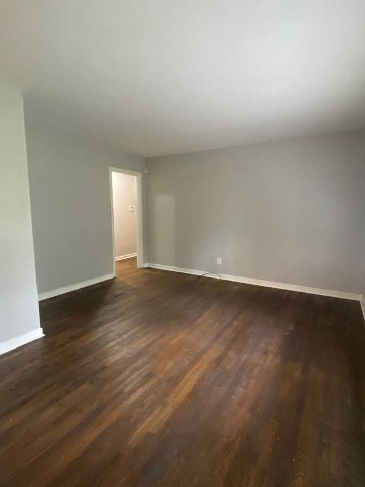 1376 5th Pl Nw - Photo 7 of 15