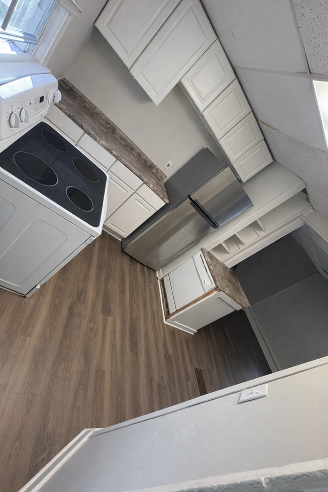 800 S Depeyster St - Photo 2 of 15