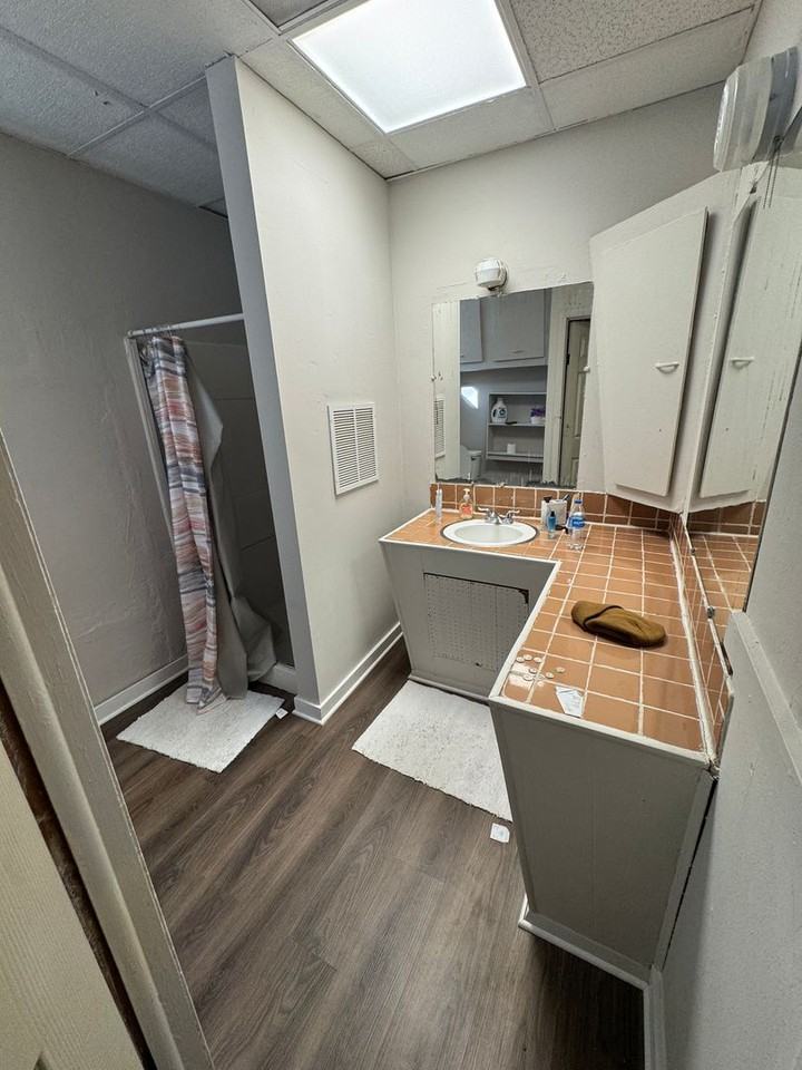 800 S Depeyster St - Photo 5 of 15