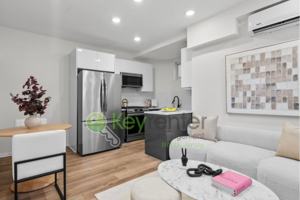 featured image of 407 Park Ave