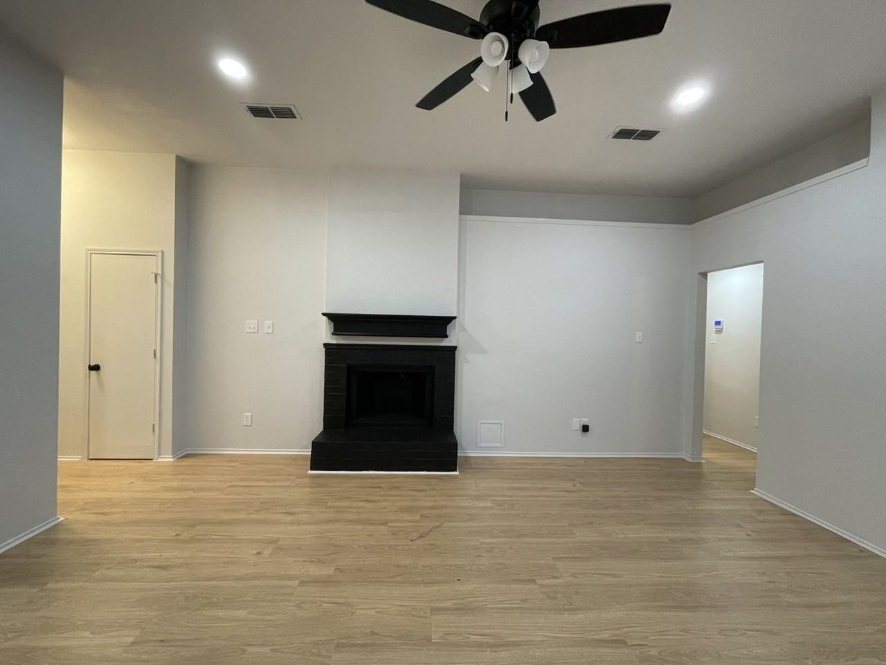 5600 Northstar Ln - Photo 2 of 11