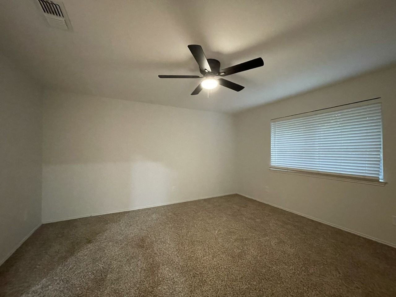 5600 Northstar Ln - Photo 6 of 11
