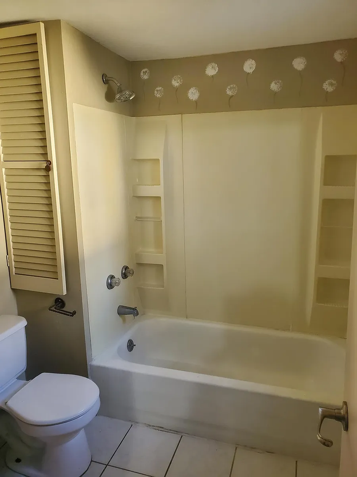 2049 N Benton Ave - Photo 3 of 13