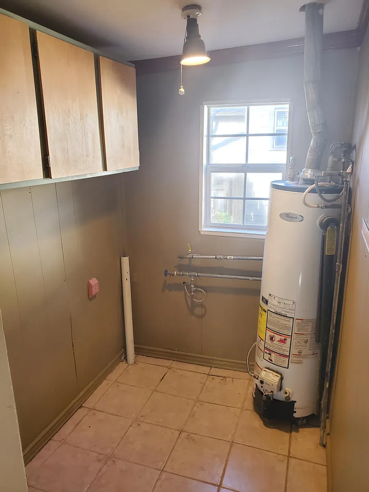 2049 N Benton Ave - Photo 7 of 13