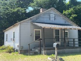 206 Derrick St - Photo 1 of 1
