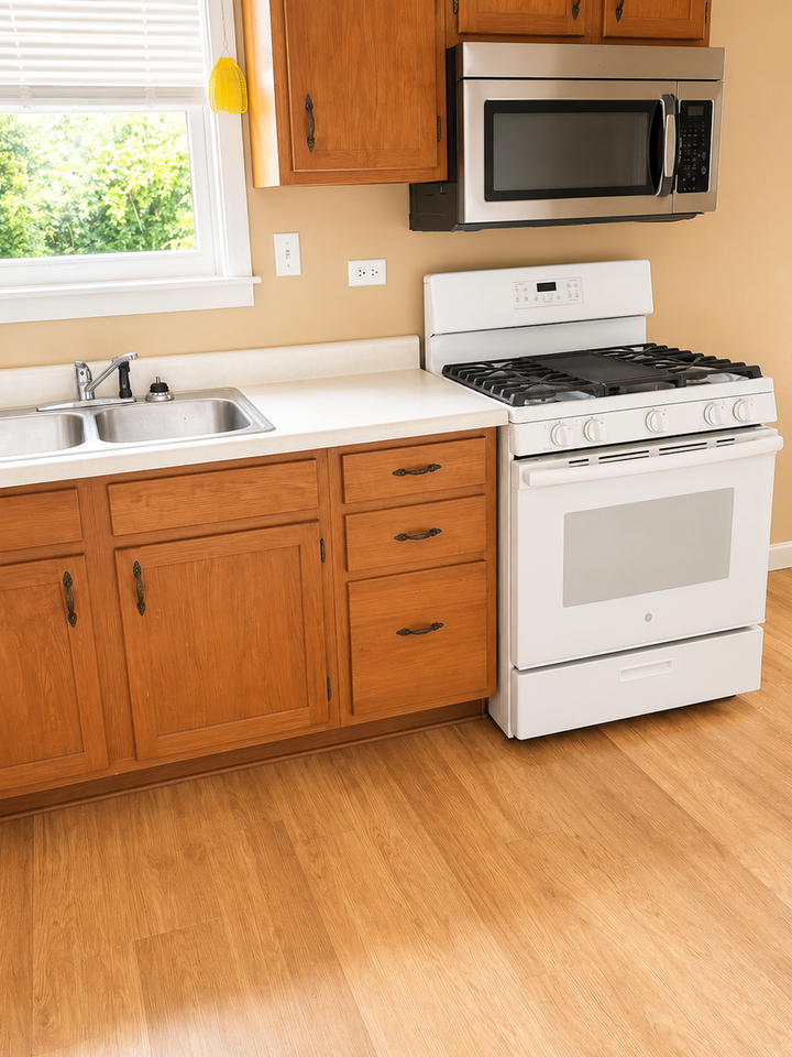 356 N 3rd St - Photo 4 of 5