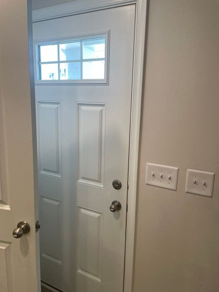 3361 Thorpe Rd - Photo 3 of 50