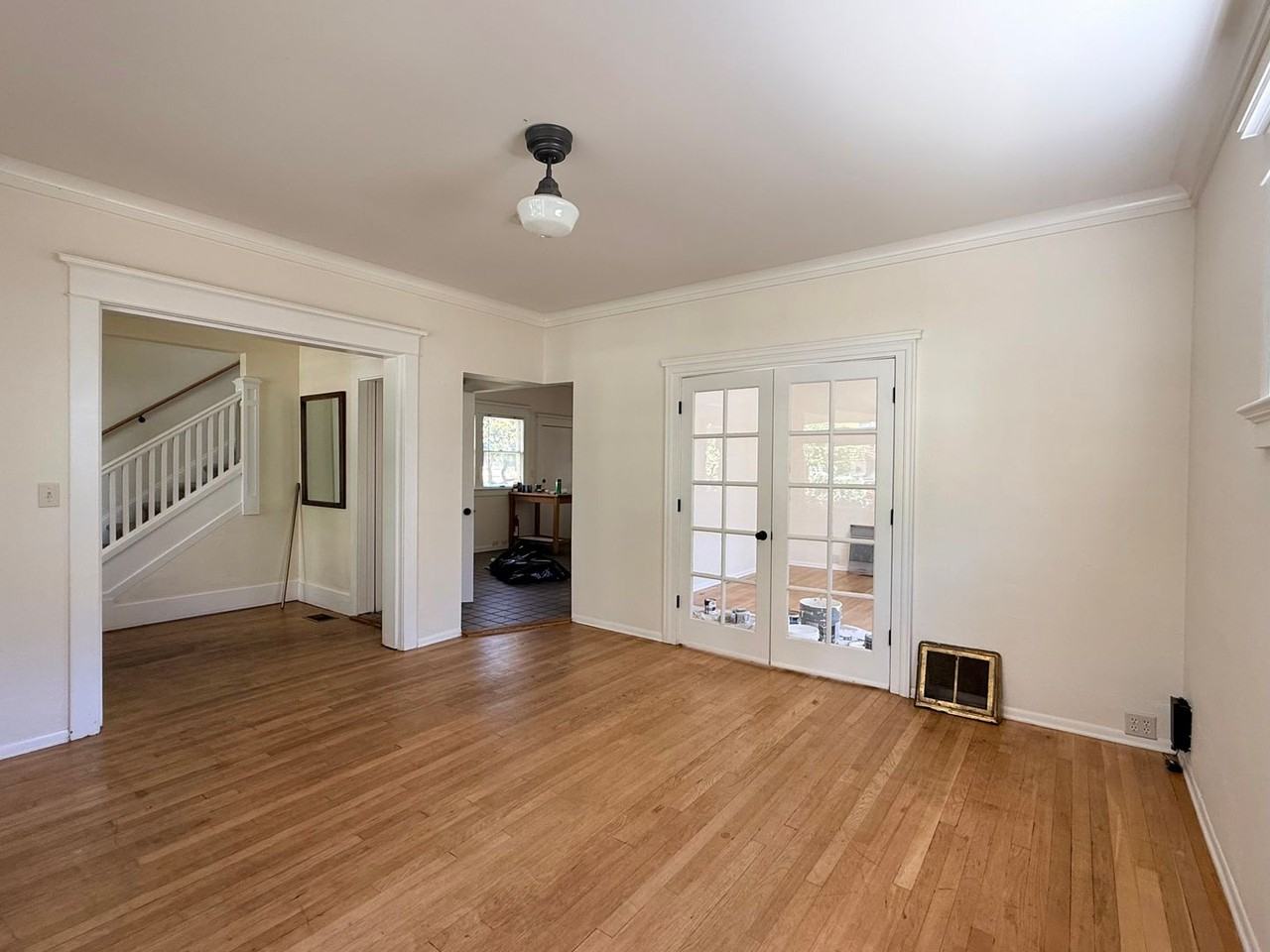 4412 N Maryland Ave - Photo 3 of 27