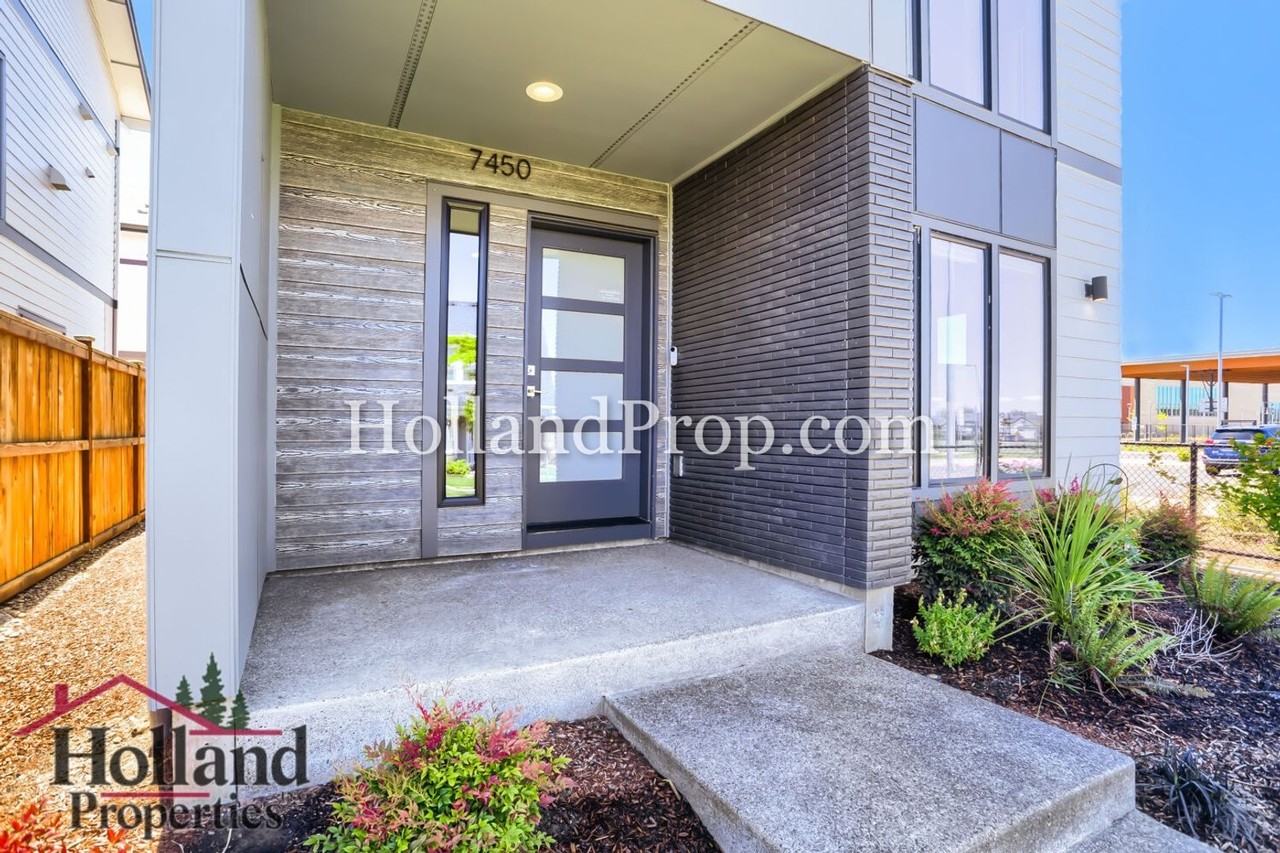 7450 Se Lago St - Photo 3 of 23