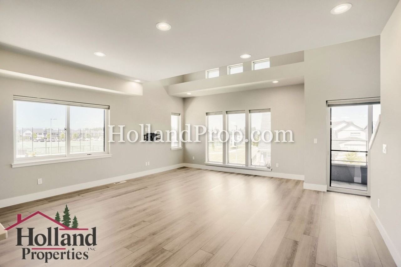 7450 Se Lago St - Photo 6 of 23