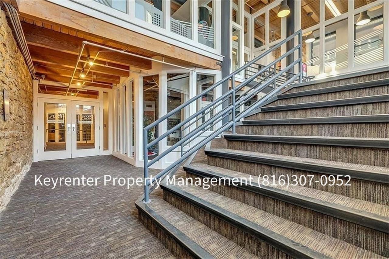 700 Broadway Blvd #308 - Photo 4 of 33