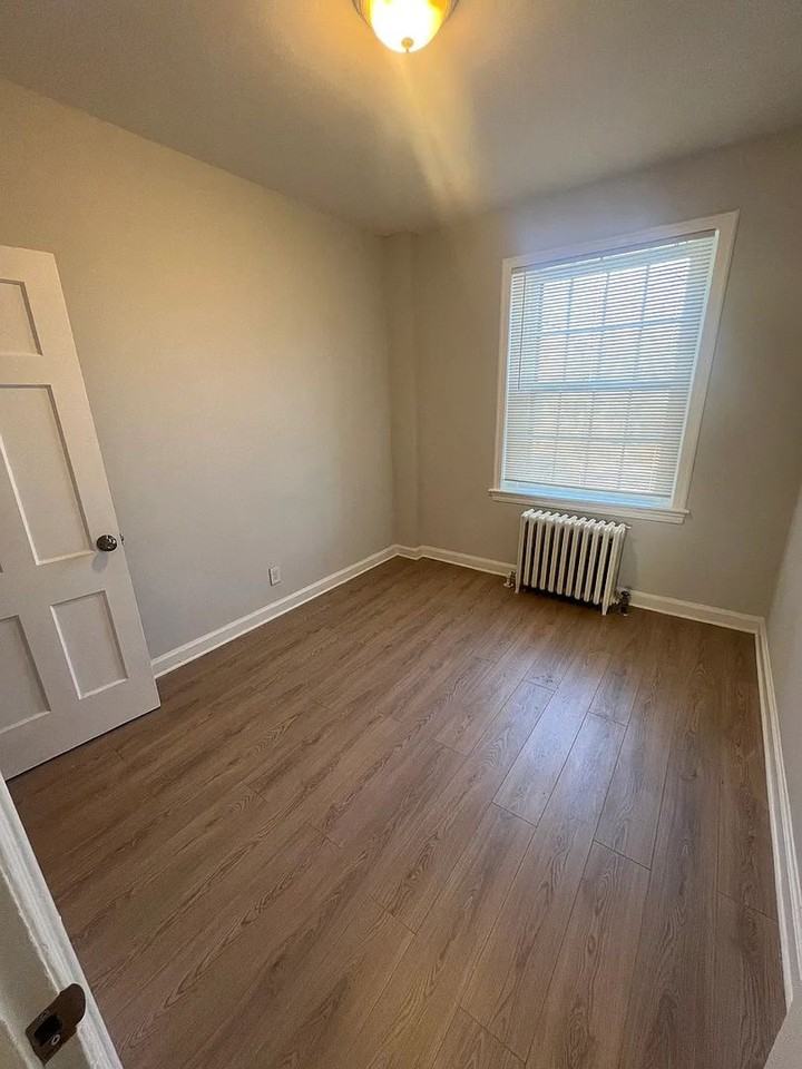 2925-2929 Penn Ave - Photo 3 of 9
