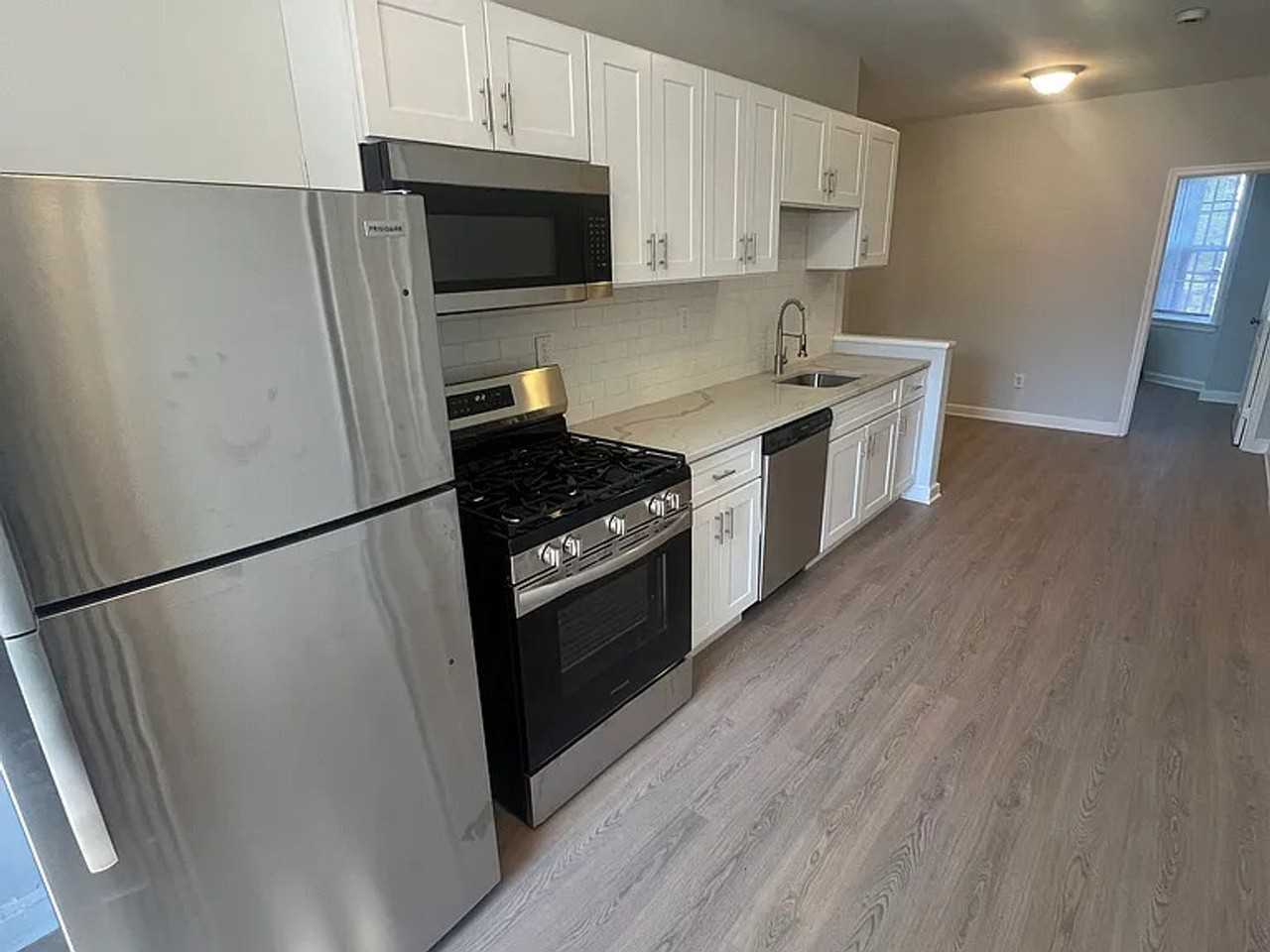 2925-2929 Penn Ave - Photo 7 of 9