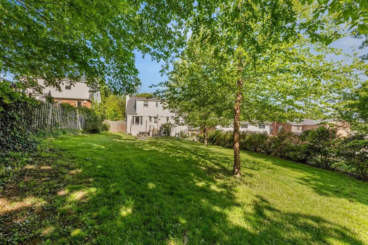 3111 63rd Pl - Photo 7 of 50