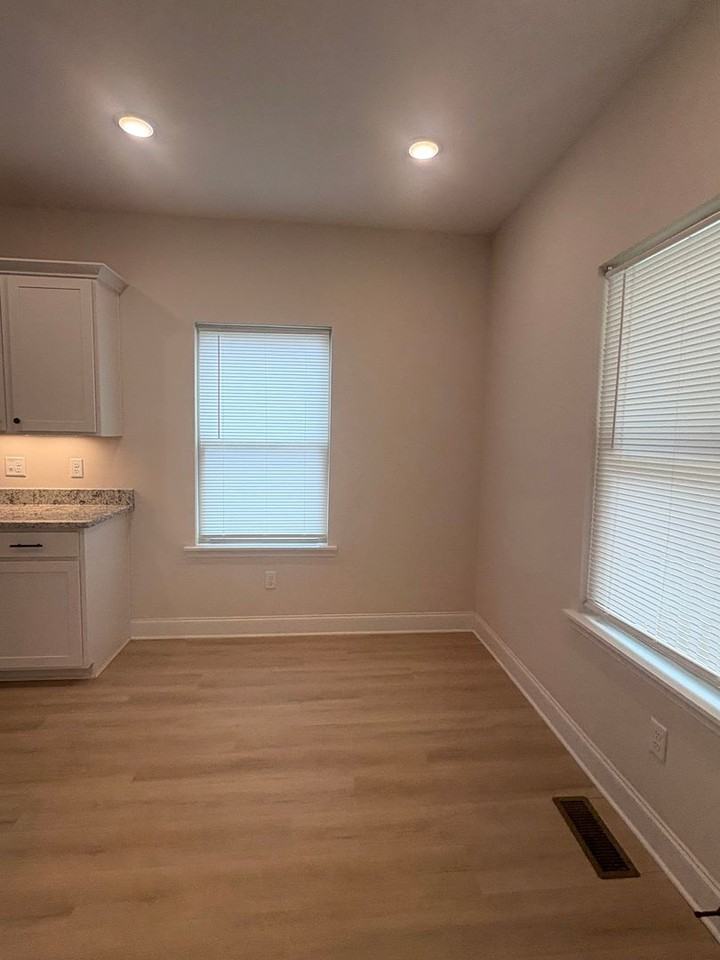 315 Kellys Ferry Pl - Photo 3 of 15