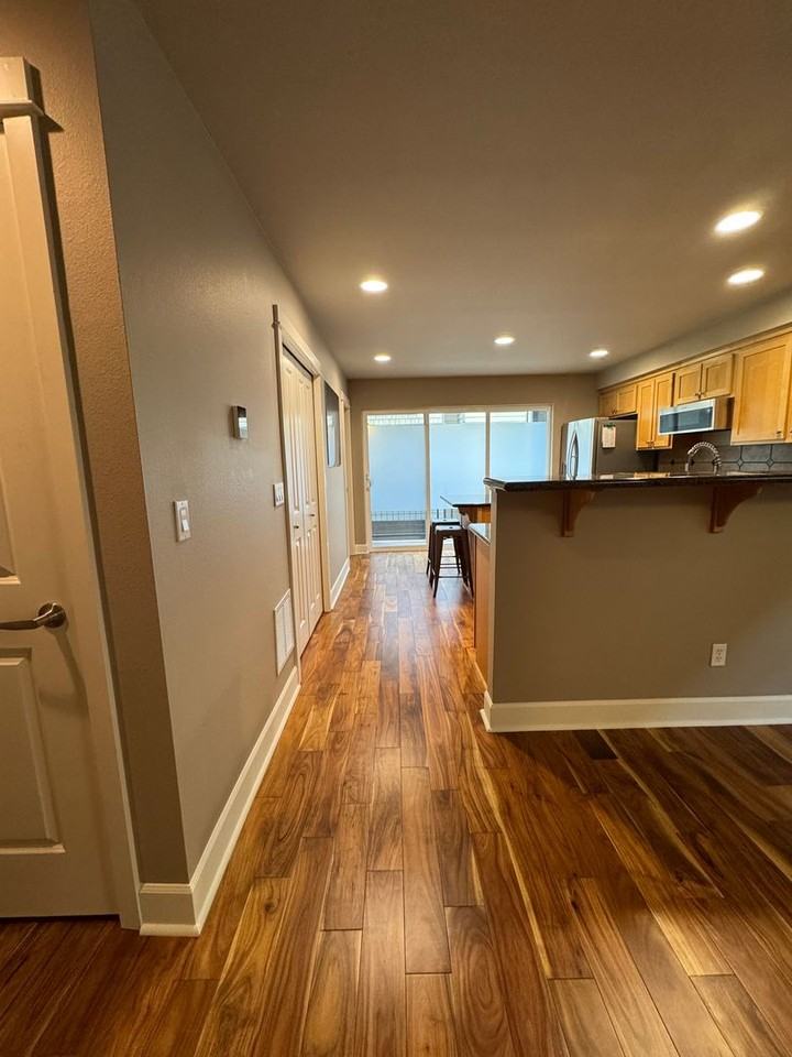 2632 Sw Myrtle St - Photo 7 of 34
