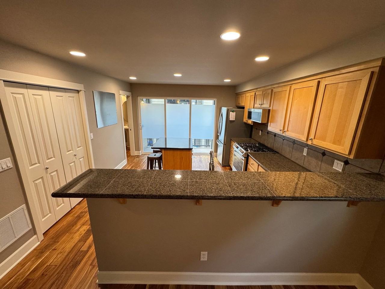 2632 Sw Myrtle St - Photo 6 of 34