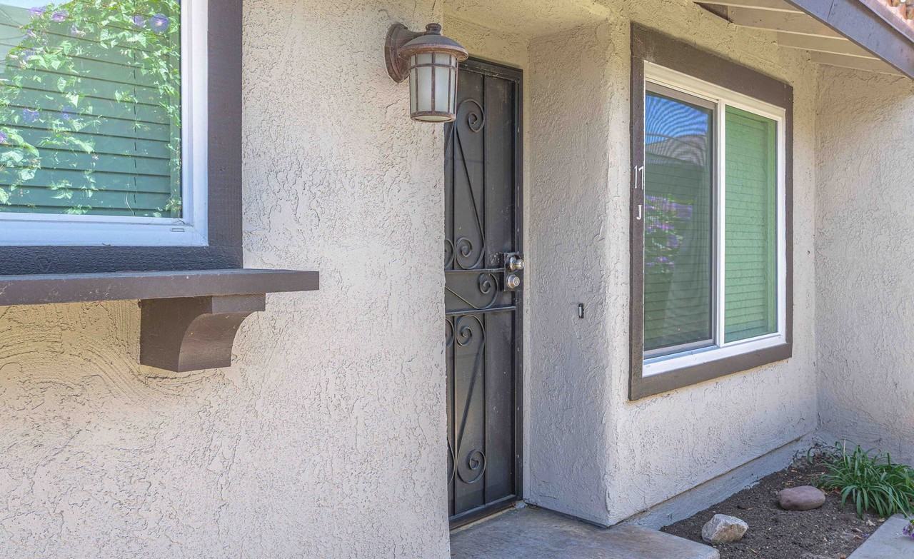 10419 Hayford St - Photo 2 of 29