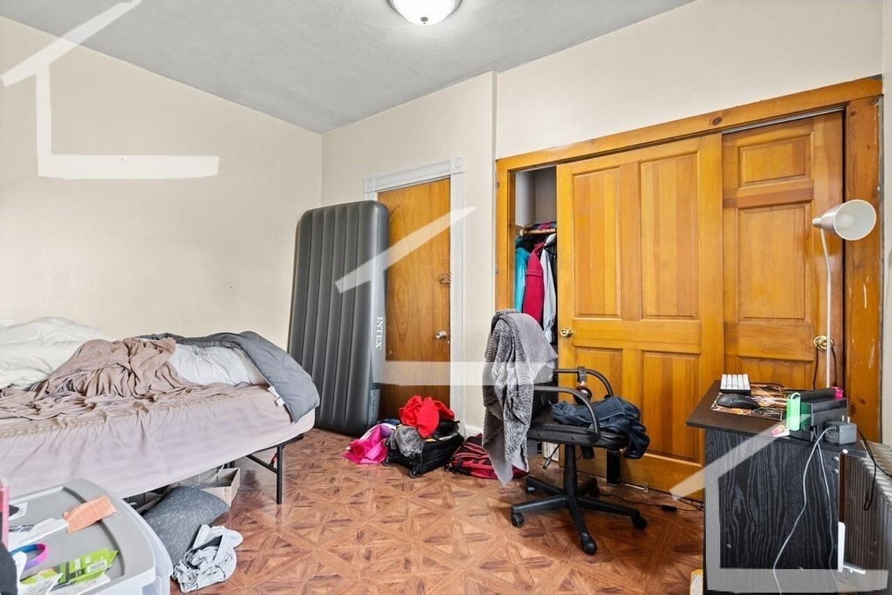 34 Foster St - Photo 5 of 7