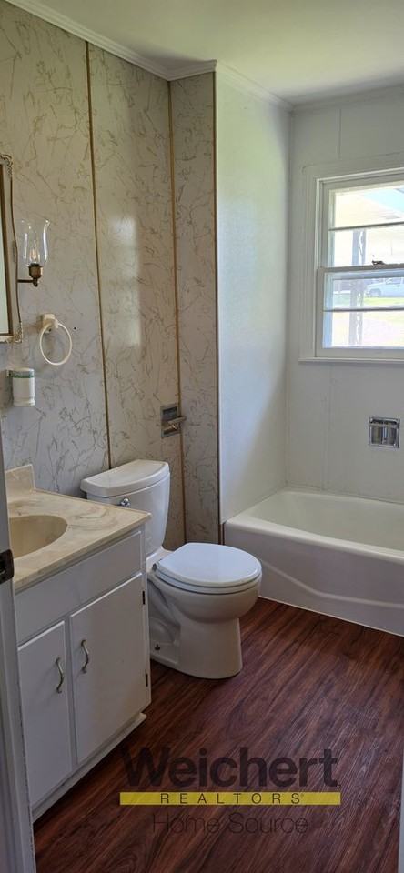 603 S 11th St - Photo 4 of 12
