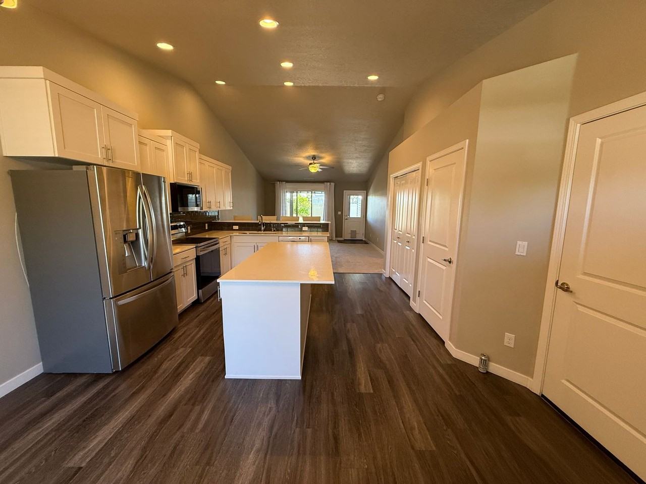 2839 E Apricot Dr - Photo 5 of 22