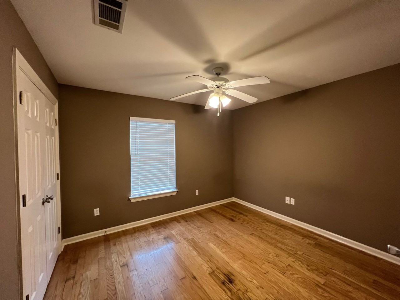 9250 Lockhart Rd - Photo 7 of 13