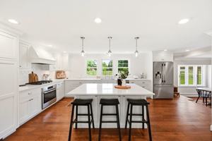 featured image of 516 Country Ln