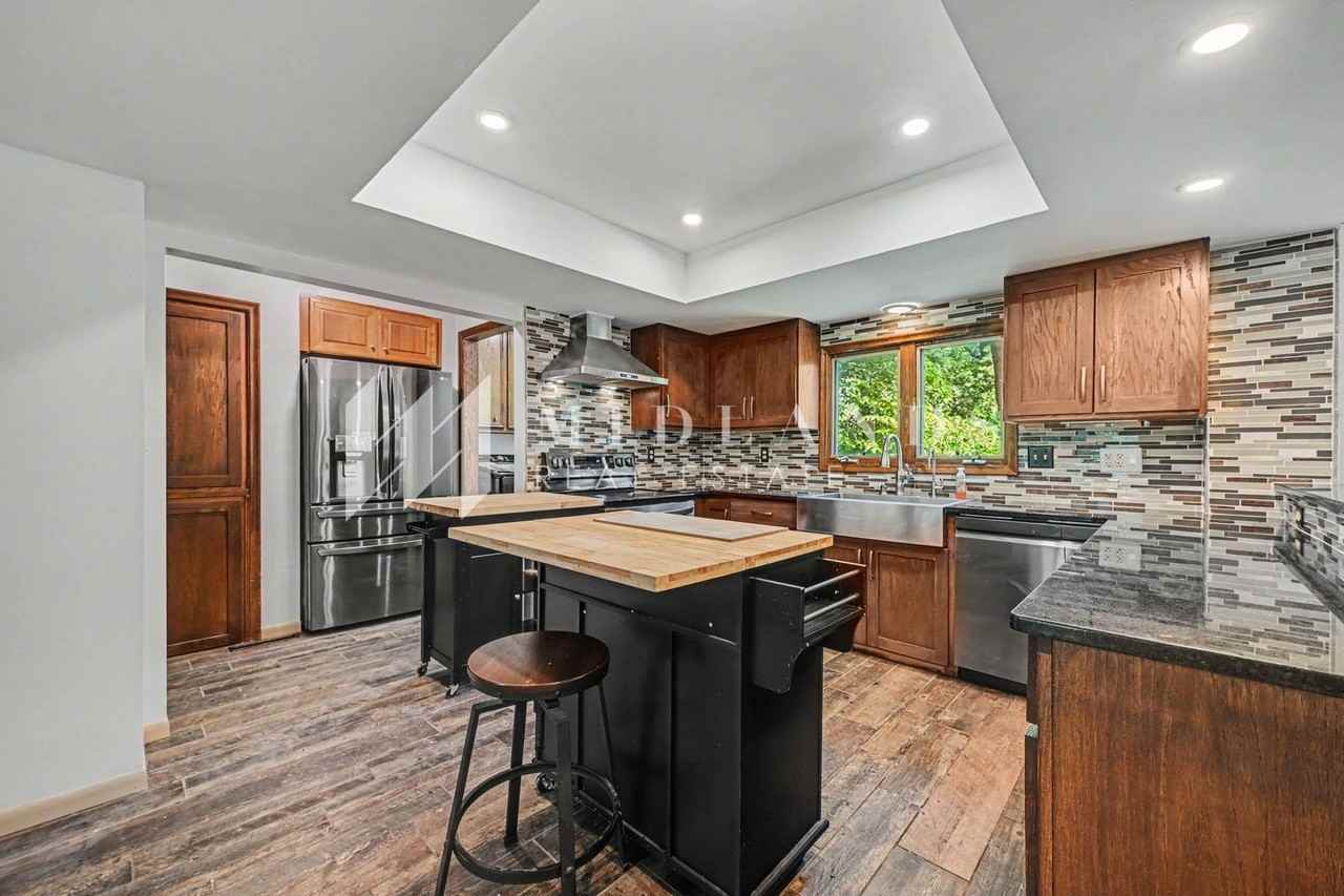 16611 S 57th Ave - Photo 5 of 17