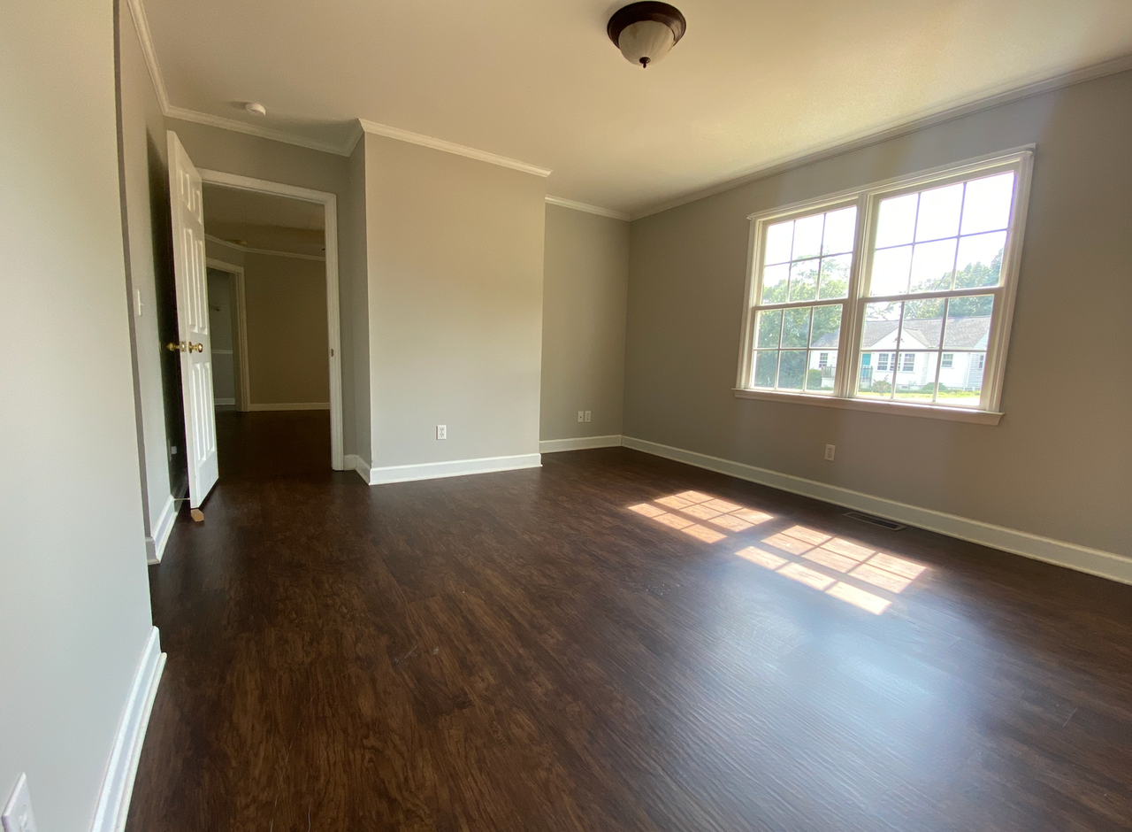 721 S Line Street Ext - Photo 5 of 19