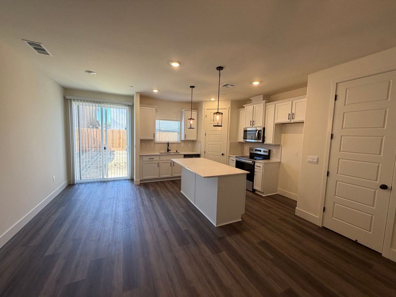 4021 W Sunnyview Ave - Photo 2 of 13