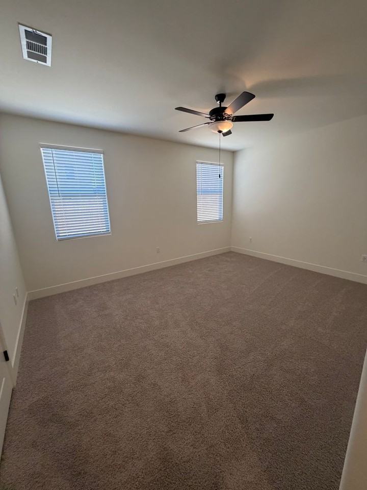 4021 W Sunnyview Ave - Photo 4 of 13
