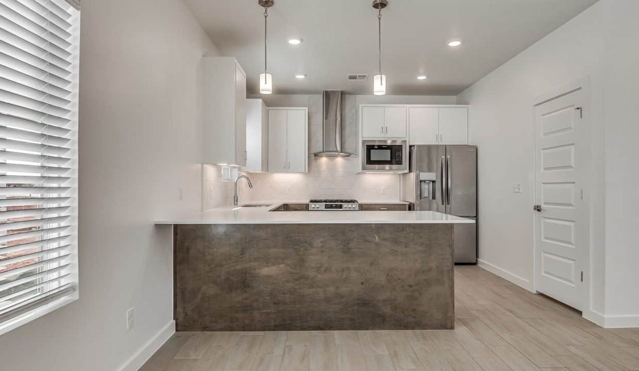 4200 Nw 180th St - Photo 6 of 31