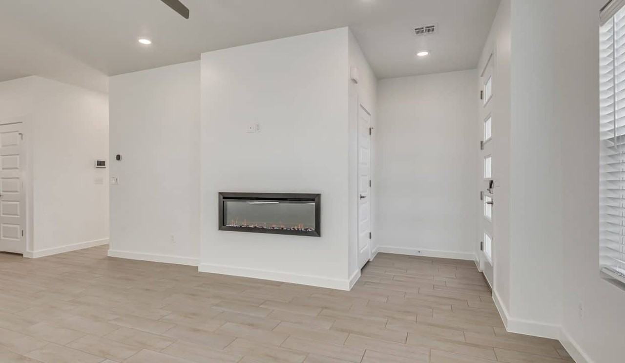 4200 Nw 180th St - Photo 7 of 31