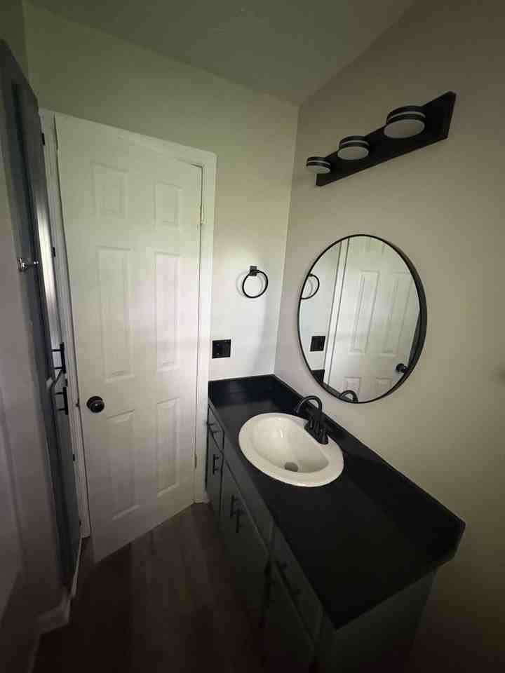 4748 Chariot Dr - Photo 6 of 9