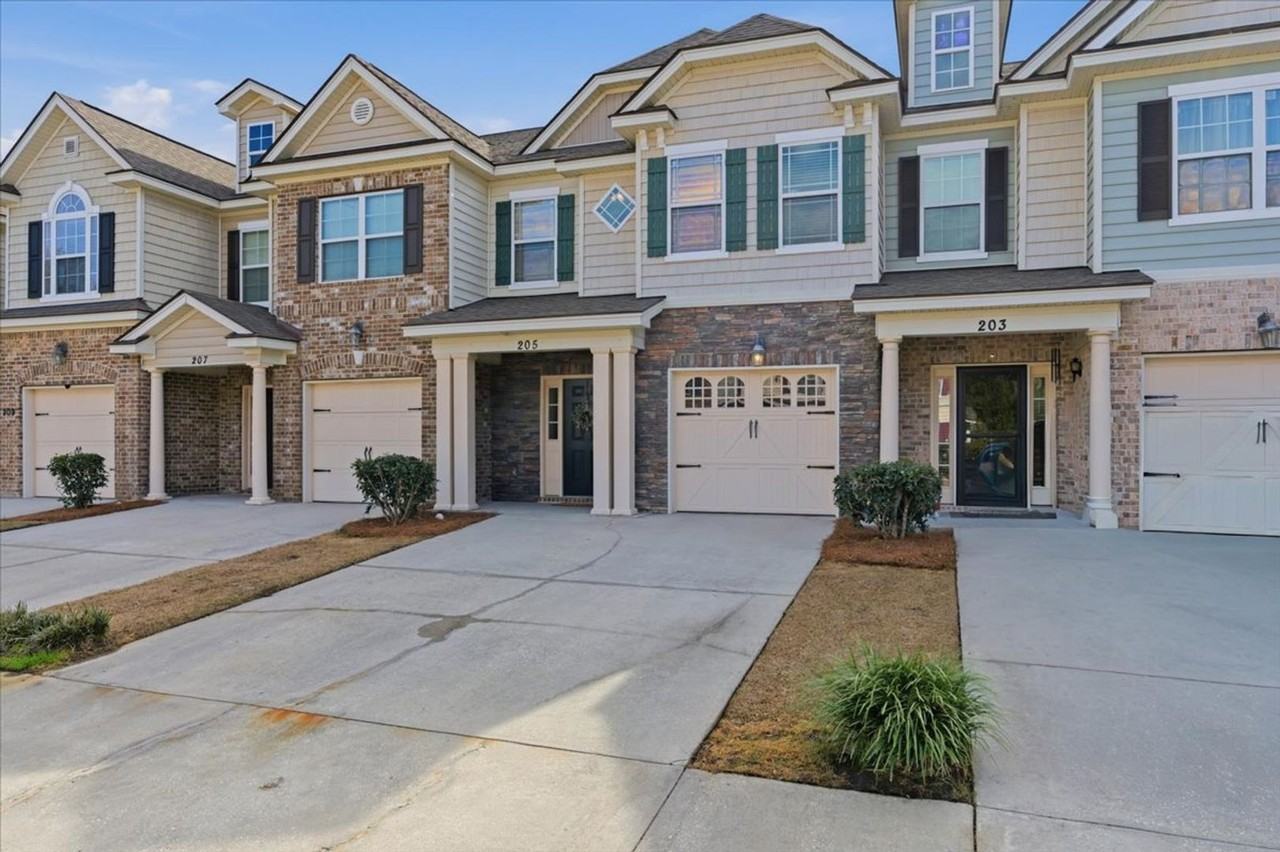 205 Durham Park Way - Photo 2 of 50