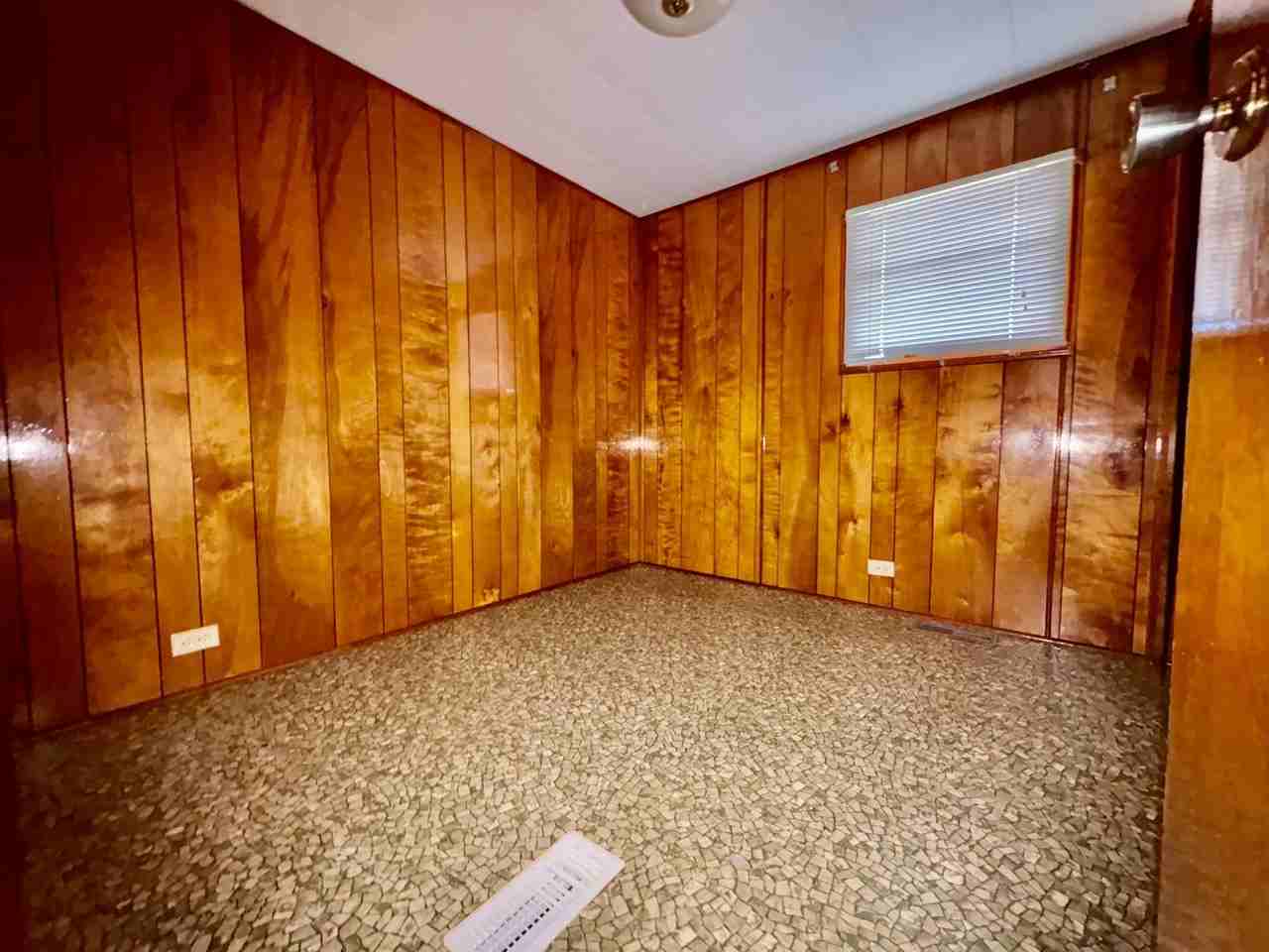 672 S 93rd St - Photo 6 of 12