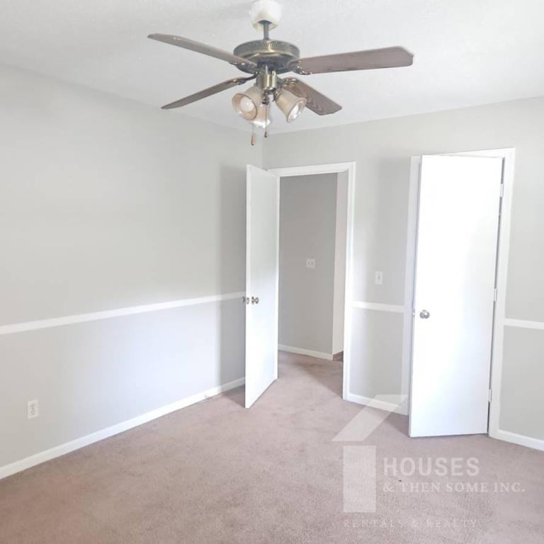 130 Ashdown Dr - Photo 6 of 14