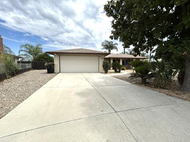 716 Robert Dr