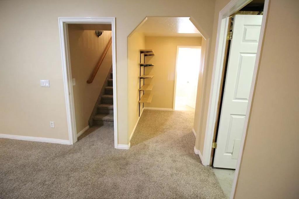 1638 N 25 E - Photo 7 of 26